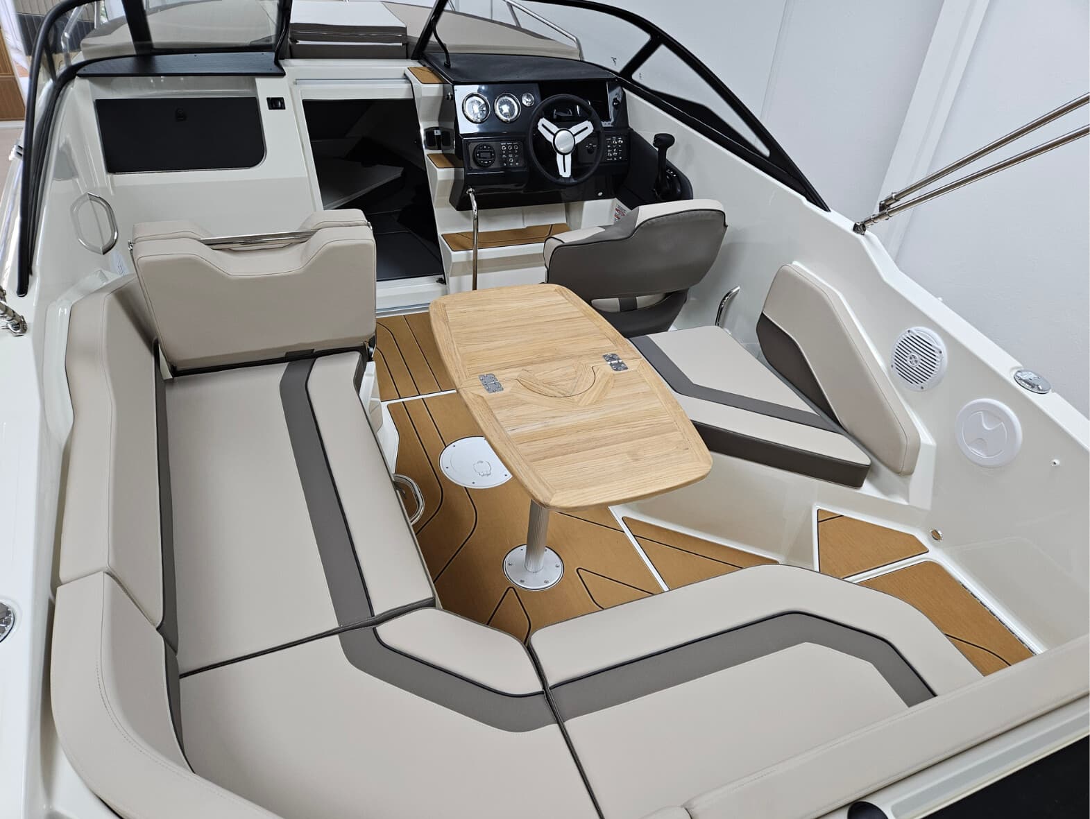 bayliner c21 cuddy ob