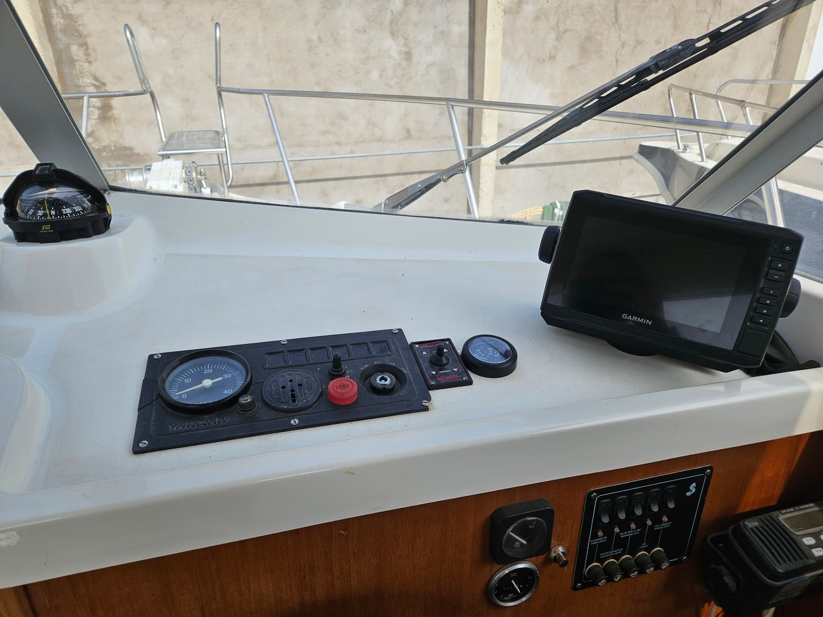 beneteau antares 605