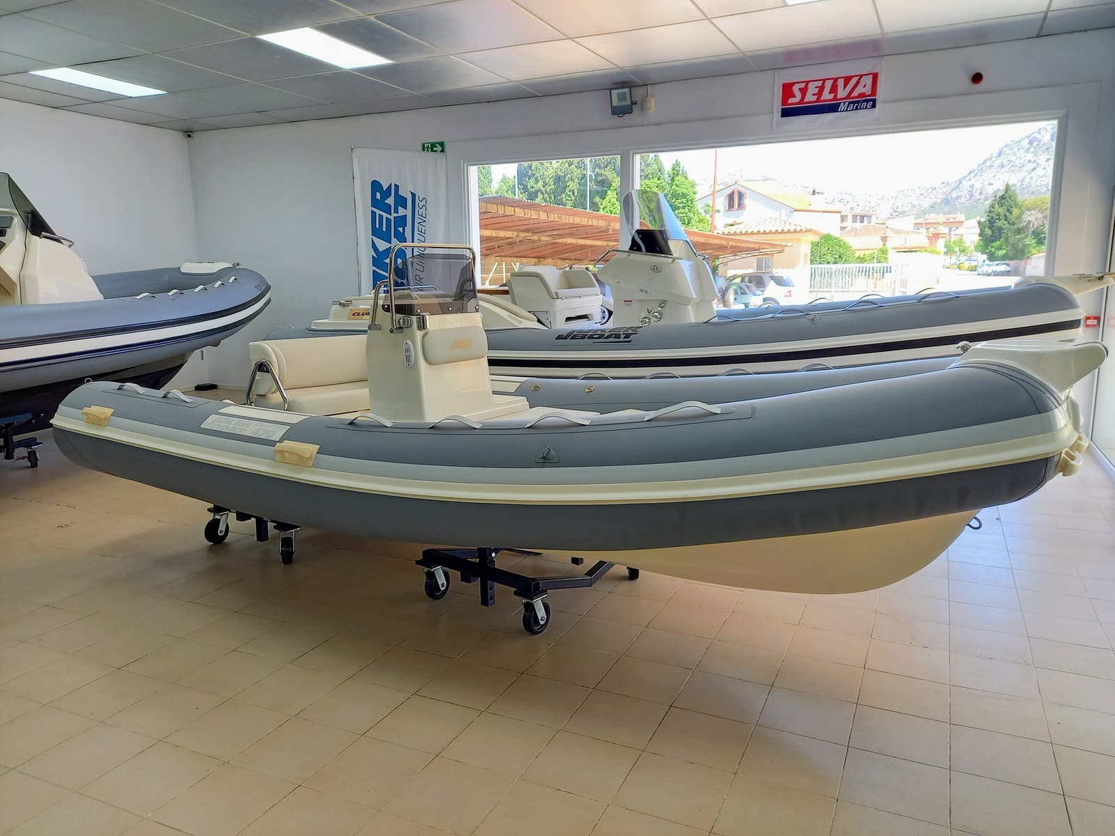 joker boat coaster 470