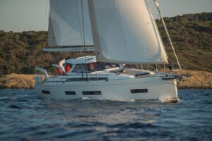 Discover the Amel 50: the Ultimate Bluewater Sailing Yacht for your High Seas Adventures